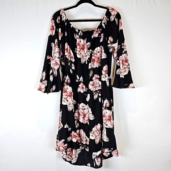 Xhilaration Bold Floral Tropical Bell Sleeve Hi/Lo Ruffle Hem Black Pink… - Picture 1 of 9